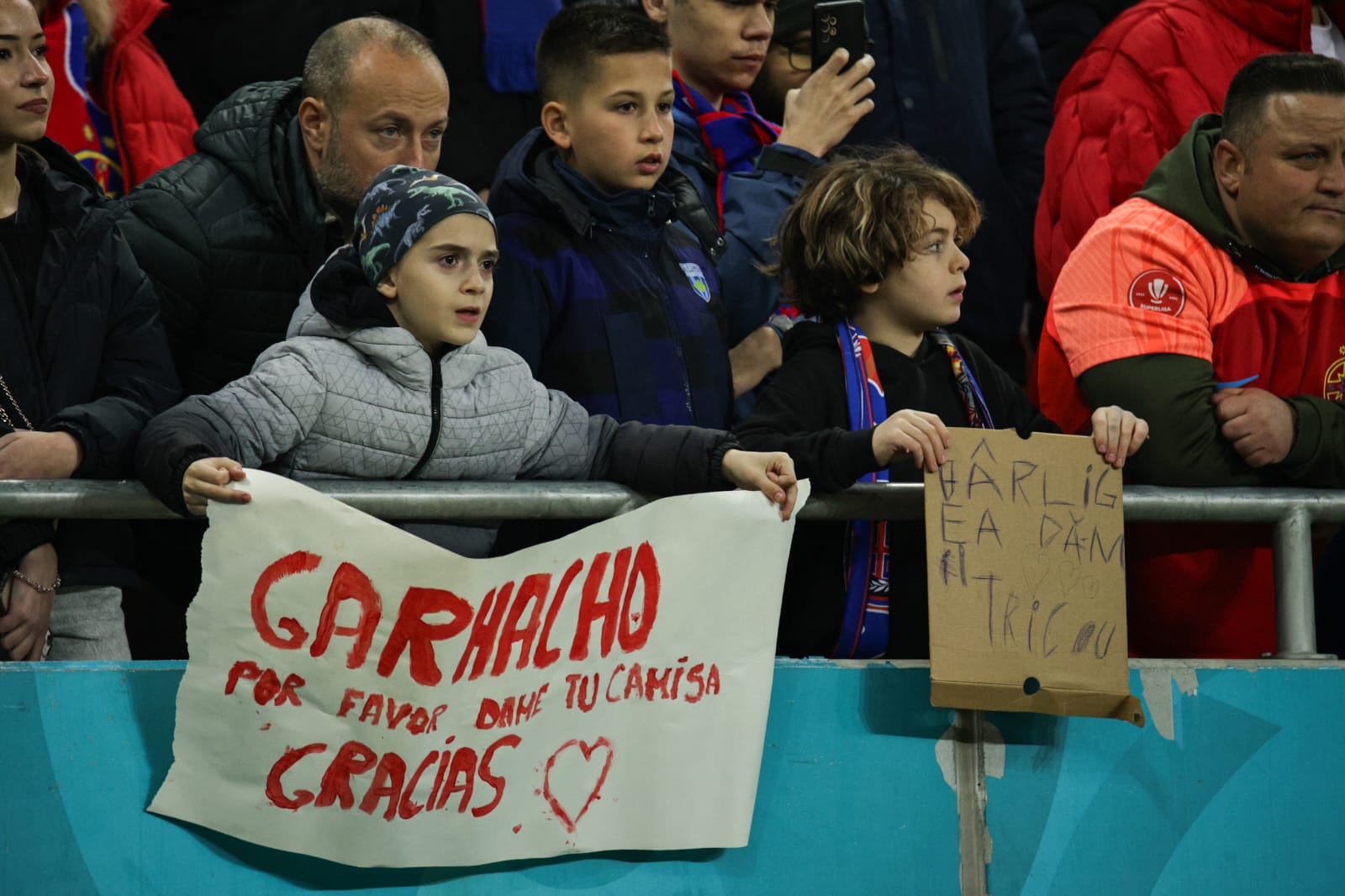 FCSB, eșec sub privirile lui Marcel Ciolacu, fan declarat al roș-albaștrilor, în Europa League. Pe cine poate înfrunta clubul lui Gigi Becali pentru accederea în optimi