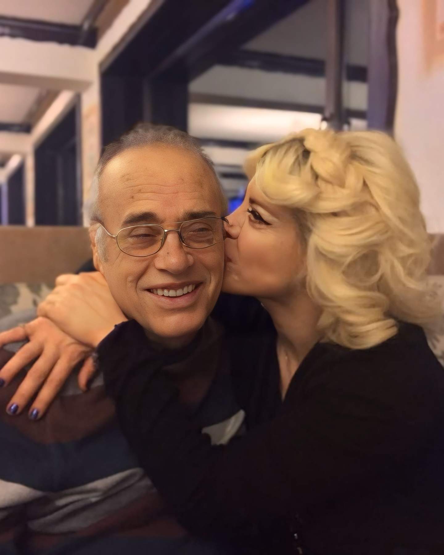 Imagini rare cu tatăl Loredanei Groza. A împlinit 88 de ani, iar artista i-a transmis un mesaj emoționant. „Leul meu suprem”