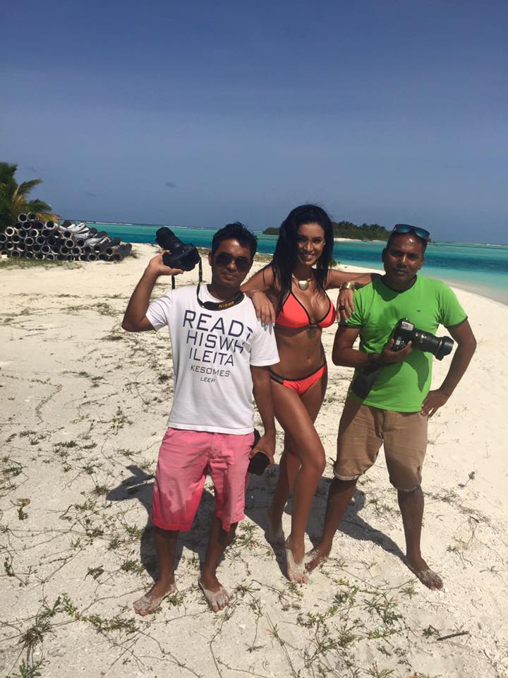 Adelina Pestrițu, imagini incendiare din Maldive. Cum și-a etalat trupul pe malul oceanului | FOTO