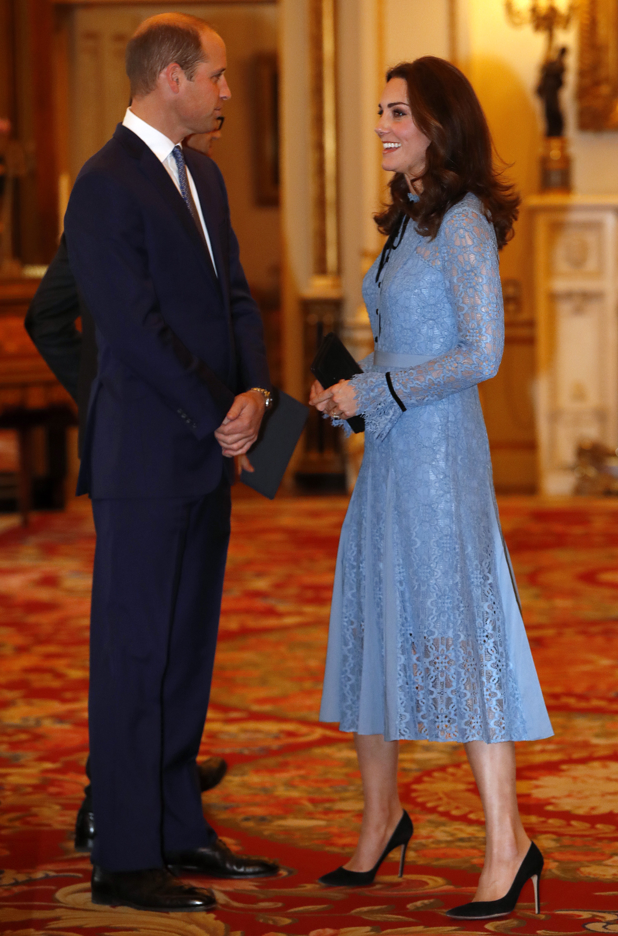 Primele imagini cu Kate Middleton însărcinată cu al treilea copil. Ducesa de Cambridge și-a arătat burtica de gravidă
