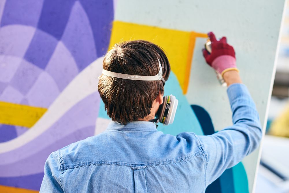 6 trupe de artisti urbani s-au duelat in opere de graffiti in parcarea Centrului Comercial Orhideea! Cei mai cunoscuti grafferi din Romania au jurizat spectaculosul concurs!