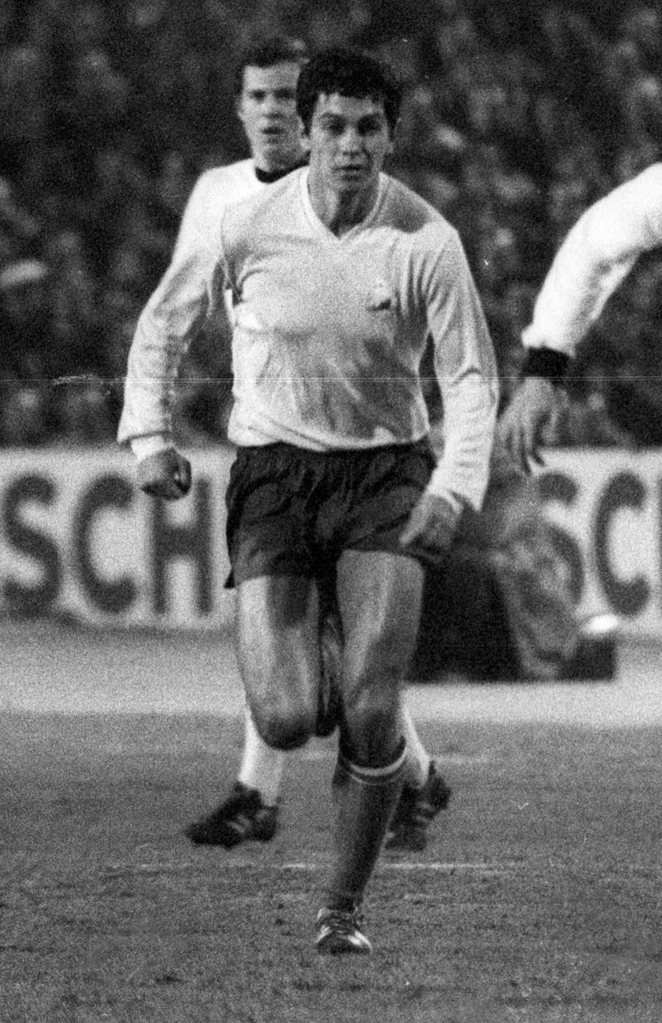 Cine a fost Mircea Lucescu. Imagini de arhivă cu căpitanul României la Mondialul din 1970, creatorul lui Dinamo de la finalul anilor '80 și unul dintre cei mai titrați antrenori din istorie