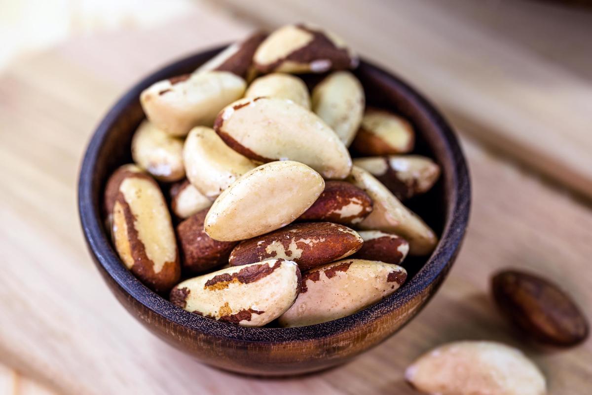 Brazil nuts are enhances sperm motility and health [Yahoo]