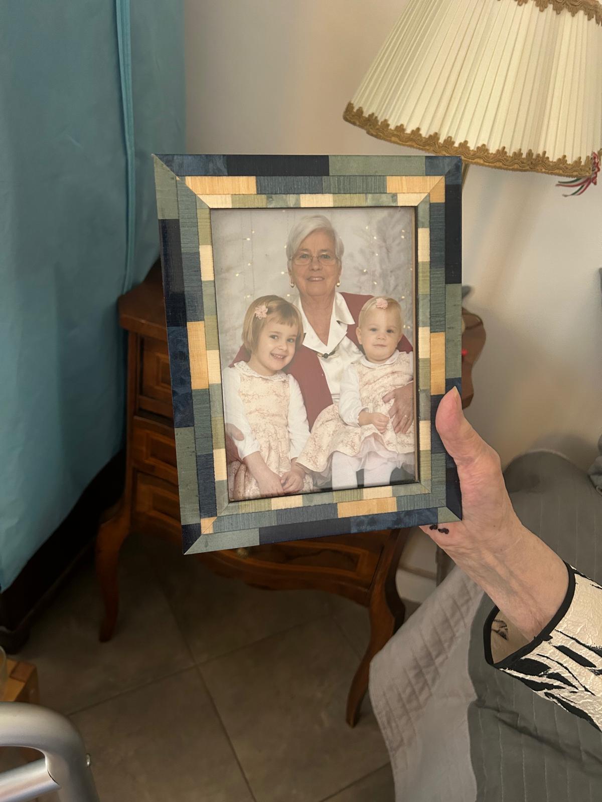 Reka Nagy, profesoara Pistruiatului și Angela din BD, interviu la Budapesta: „Am avut viață grea. Comuniștii ne-au luat casa și am trăit 20 de ani într-o pivniță”. Cum a ajuns pe tavă, în bikini, într-o piesă din anii '60
