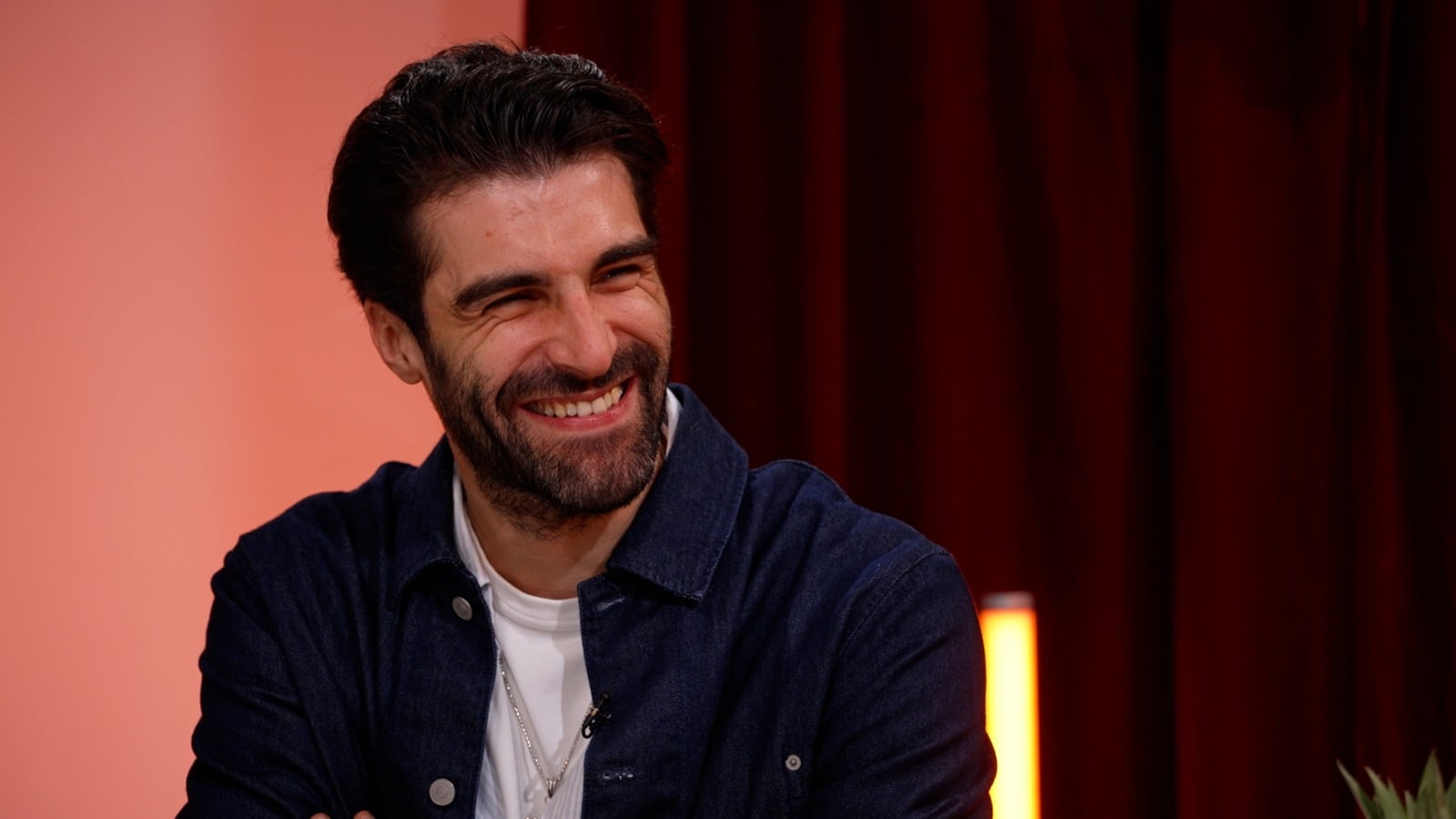 Serialele la care se uită actorul Daniel Nuță: „Sunt la zi cu el”. Cum îl strigă fanii când îl văd pe stradă