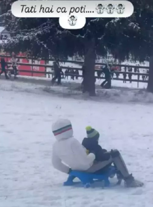Cum a apărut Ștefan Bănică jr alături de fiul său, Alexandru, pe pârtie. Lavinia Pîrva a filmat întregul moment