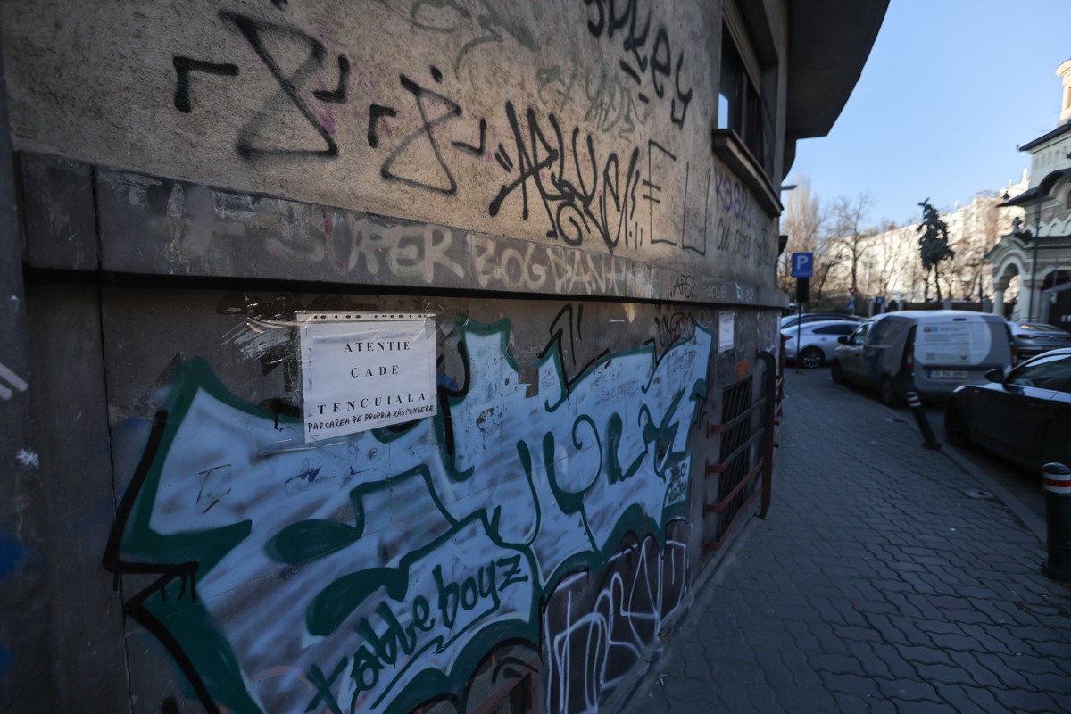 REPORTAJ. Viața în blocurile cu bulină roșie din București: unele au și 80% grad de ocupare