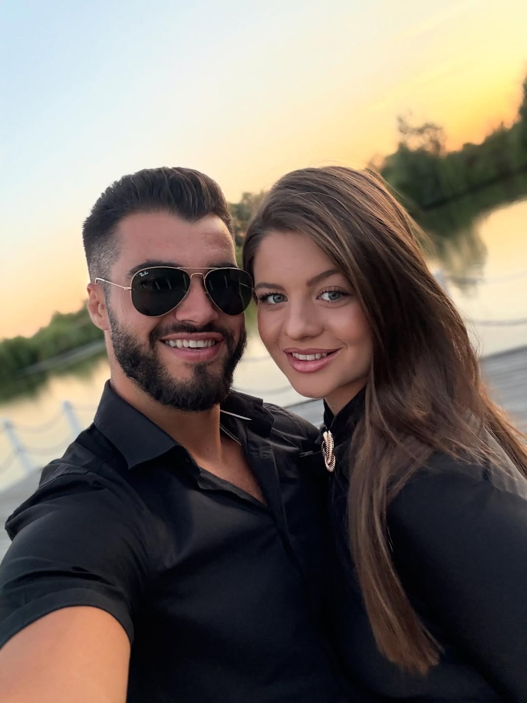 Anunțul făcut de Iancu Sterp. Denisa Coțolan, soția lui, e însărcinată: „Unele vești nu se pot ține doar pentru noi”. Primele imagini cu burtica de gravidă