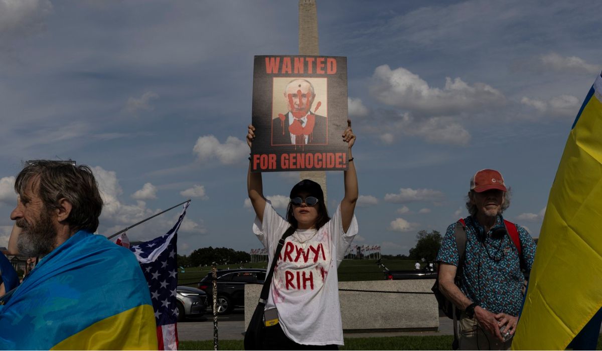 Marș pro-rus „Regimentul Nemuritor” organizat la Washington pentru prima dată după 6 ani. Proteste ucrainene