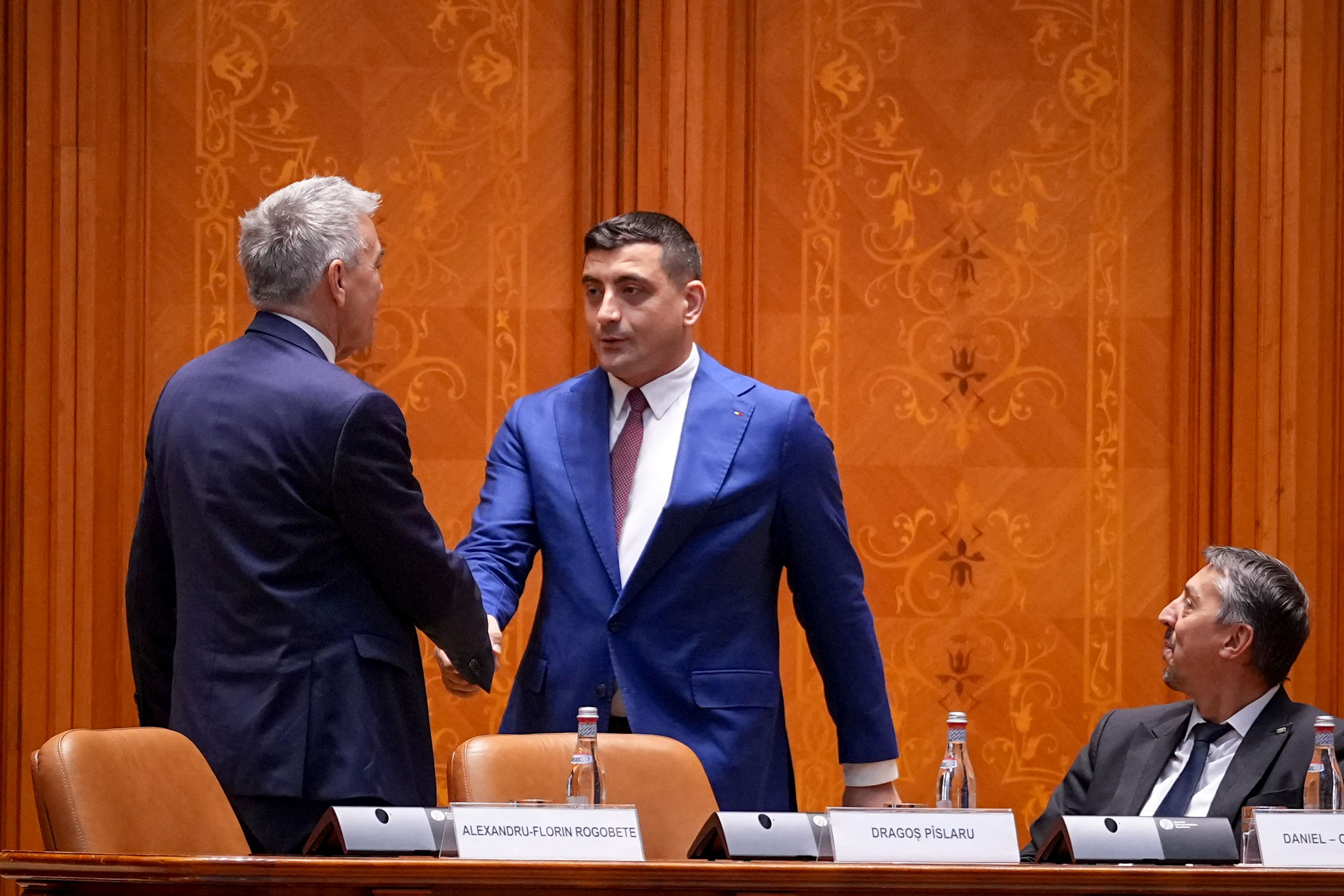 Cine este Dragoș Anastasiu, vicepremierul supranumit „Elon Musk de România”. De la „Arena Leilor”, în Guvern