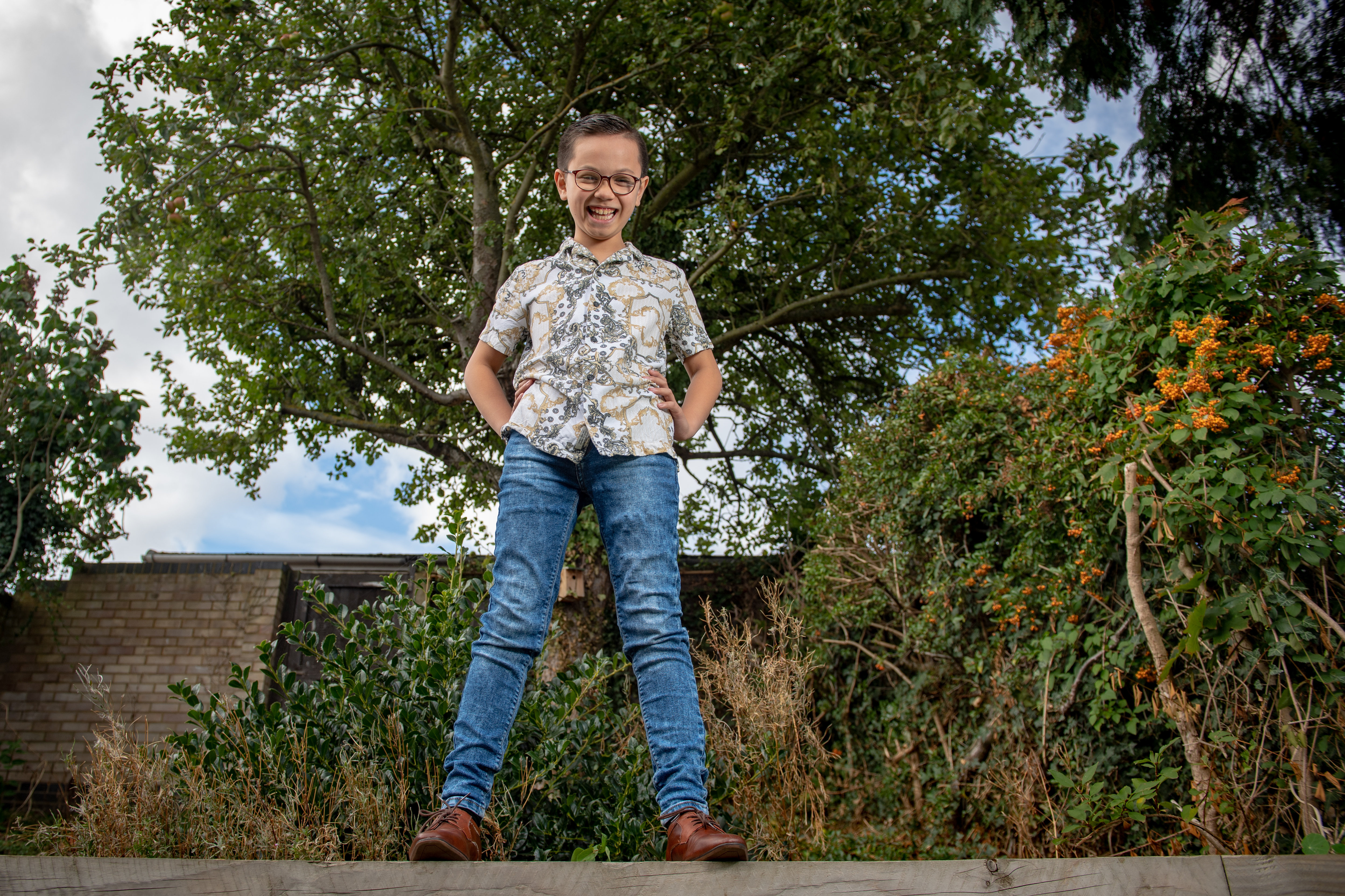 Un băiețel cu autism care nu a fost lăsat să facă poze cu colegii le-a dat o lecție de viață profesorilor. Ce a ajuns să facă acum copilul