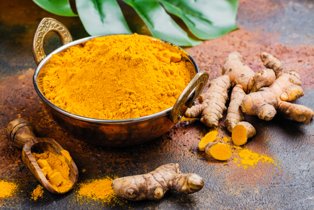 Turmeric sau curcuma - care este diferența. Ce beneficii au condimentele