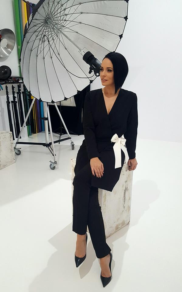 Andreea Marin, în revista Viva. Cum a pozat pentru pictorial | FOTO