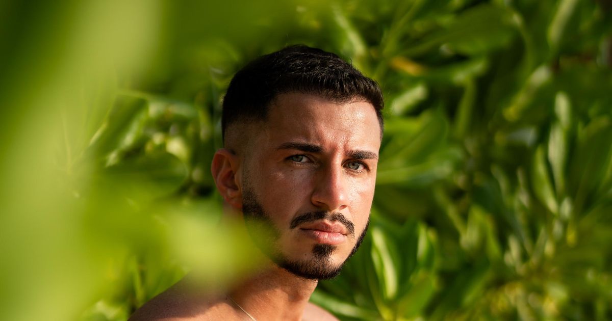 De ce a dispărut din showbiz Alin Simoiu, fosta ispită masculină de la Insula Iubirii: „Nu sunt dependent”. Ce le transmite concurenților din show-ul de la Antena 1