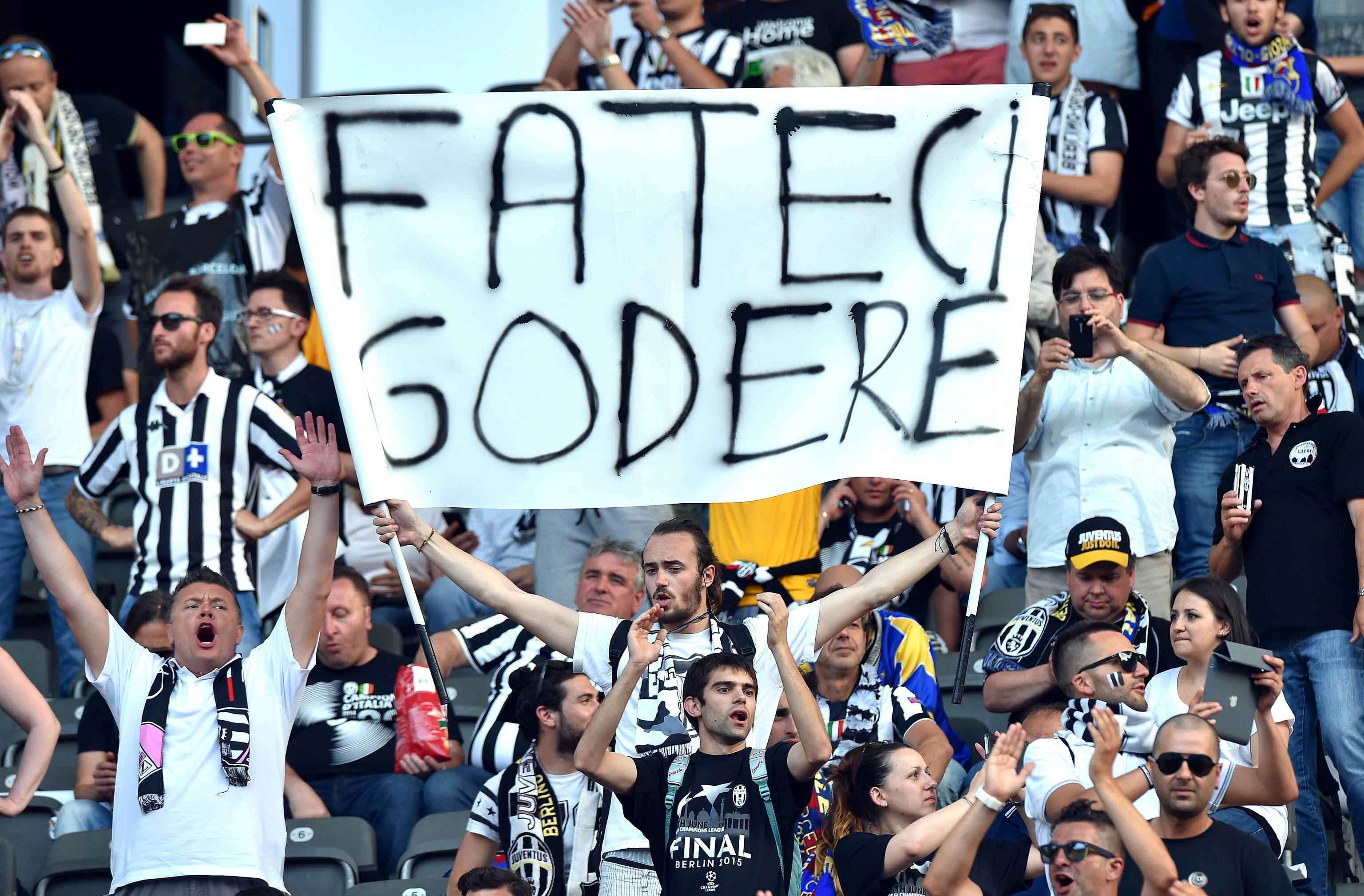 LIGA CAMPIONILOR. JUVENTUS TORINO - FC BARCELONA 1-3. ^Finală de vis! "Extratereştrii" au cucerit pentru a cincea oară cel mai râvnit trofeu european la nivel de cluburi şi au realizat a doua triplă din istoria clubului: campionat, Cupa Spaniei, UCL / LIVE BLOG