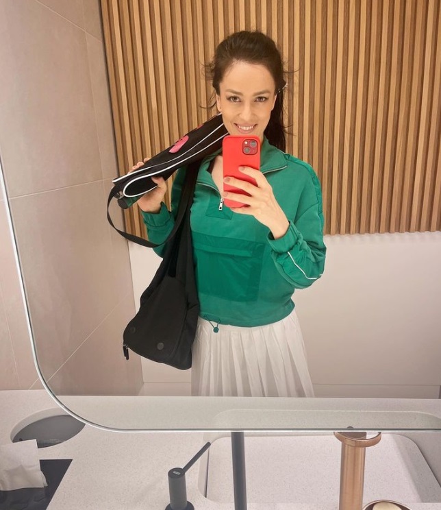 Ce mănâncă Olivia Steer de Paște. E raw-vegană: „Nu am nevoie nici de drob, nici de vin, nici de cozonaci ca să simt că au venit sărbătorile”