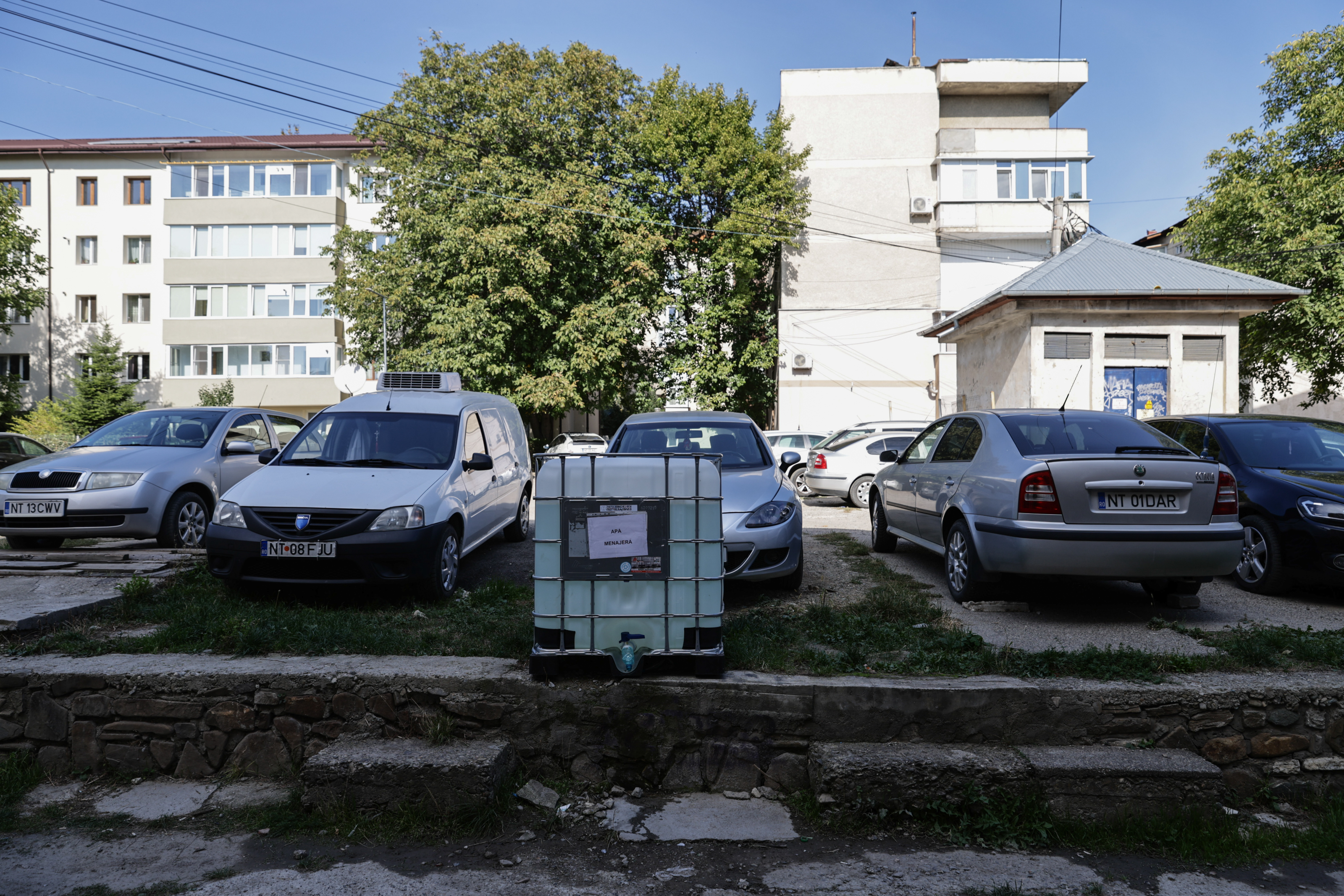 Oraşul în care oamenii se trezesc noaptea ca să facă duş sau ca să spele rufe la maşină