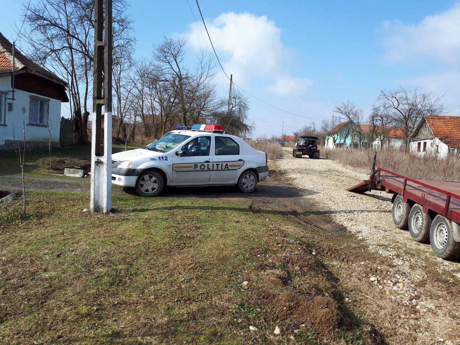 Bătrân dat dispărut, găsit mort pe un câmp în județul Timiș/ FOTO