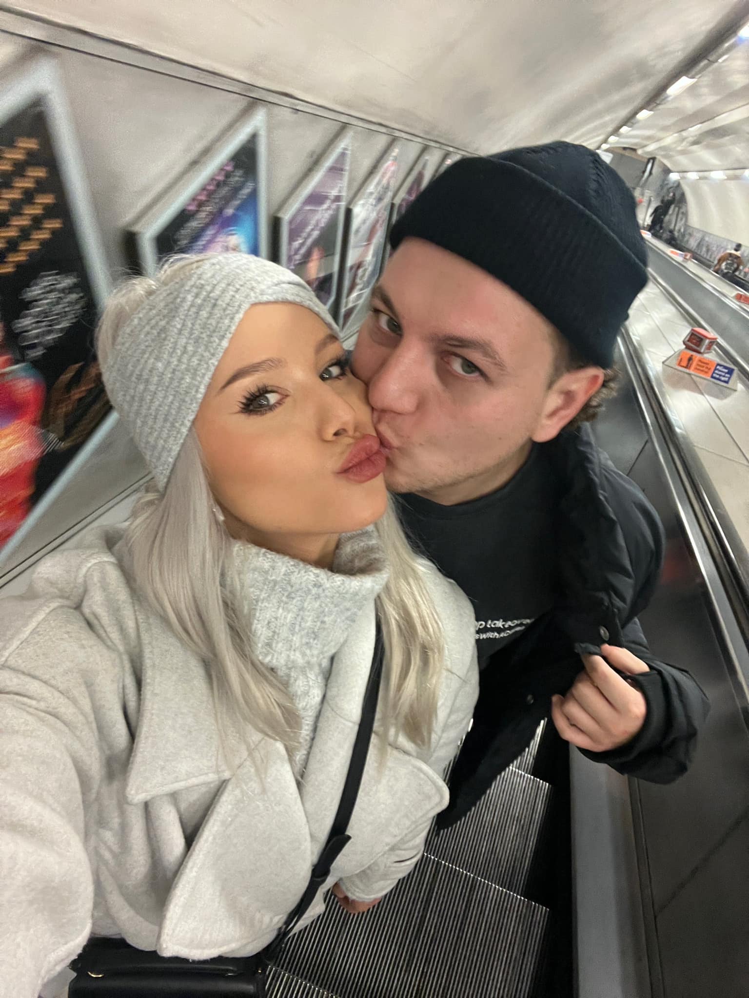 Carmen Grebenișan și sotul ei, Alex Militaru, s-au despărțit. Fosta concurentă de la Asia Express a făcut primele declarații despre divorț. „Acestea fiind spuse, cred că v-ați dat seama”
