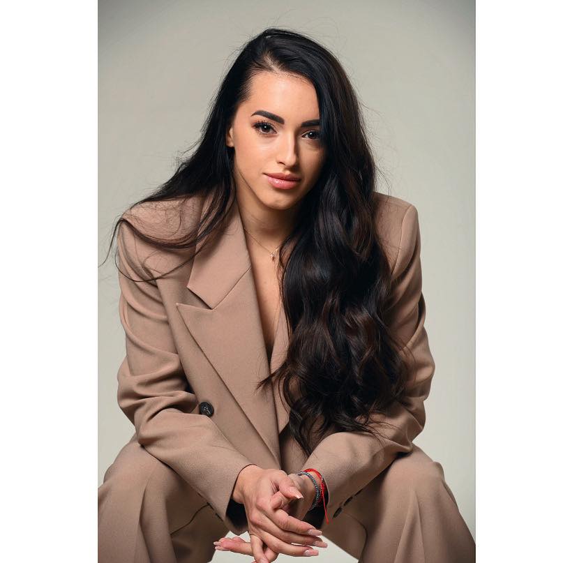 Larisa Iordache a anunțat sexul bebelușului. Fosta gimnastă va deveni mamă pentru prima dată