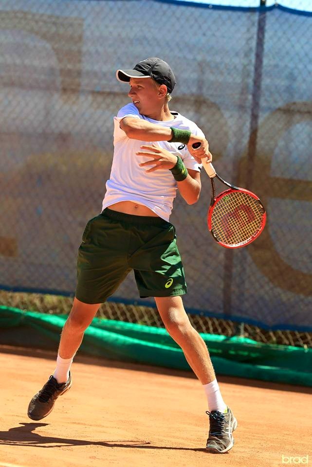 Cine este Cristian Filip Jianu, senzația României la Australian Open. Nu-și permite un antrenor, dar este elev de nota 10. A apărut în reclama "Zboară, puiule, zboară"! VIDEO