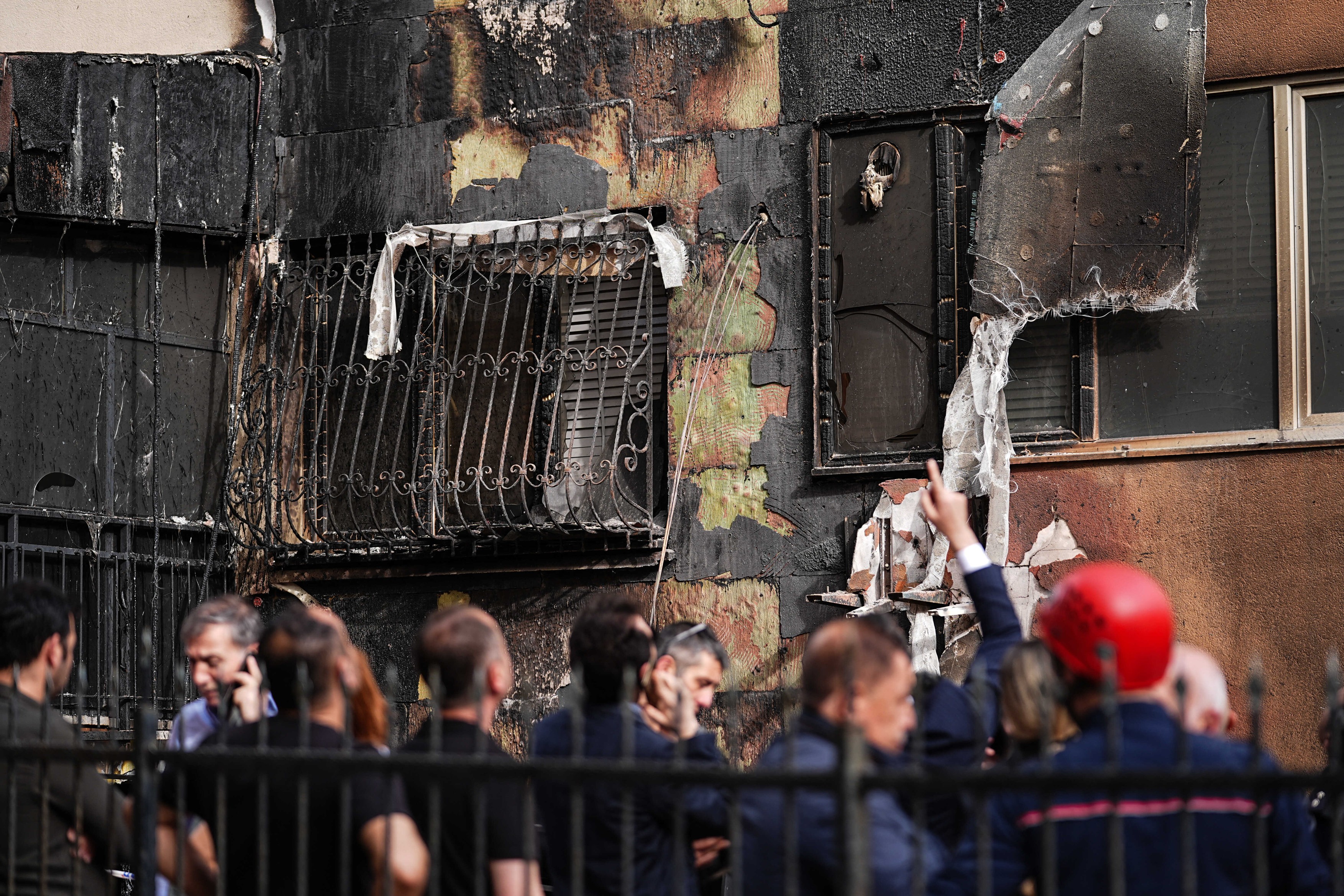 Cel puțin 29 de morți la Istanbul, după o explozie urmată de un incendiu, într-un club dintr-o clădire cu 16 etaje