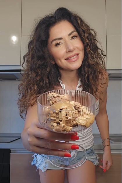 Carmen Brumă te învață cum să faci înghețată cu cafea în 15 minute