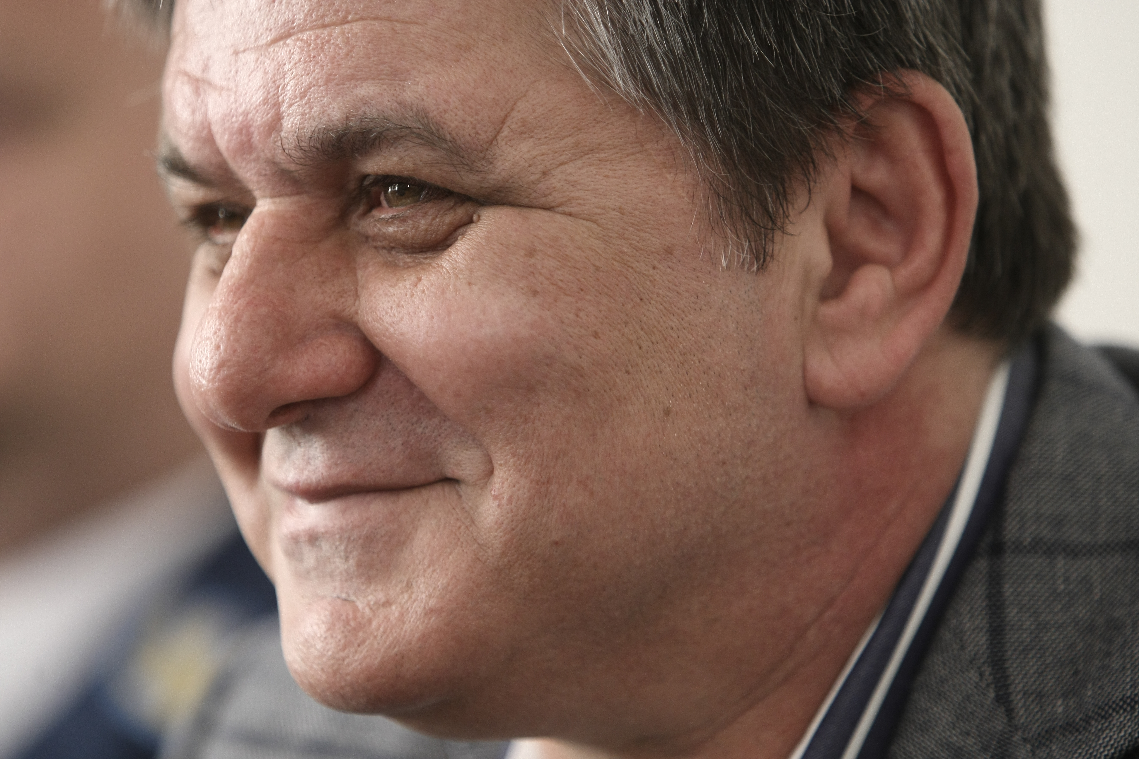 Marius Lăcătuș a ales: Ion Ion este noul antrenor al echipei CSA Steaua. ”Ozonel”, prezentat azi. Primele declarații: ”Palmaresul e la noi”. Reacția lui Gigi | FOTO