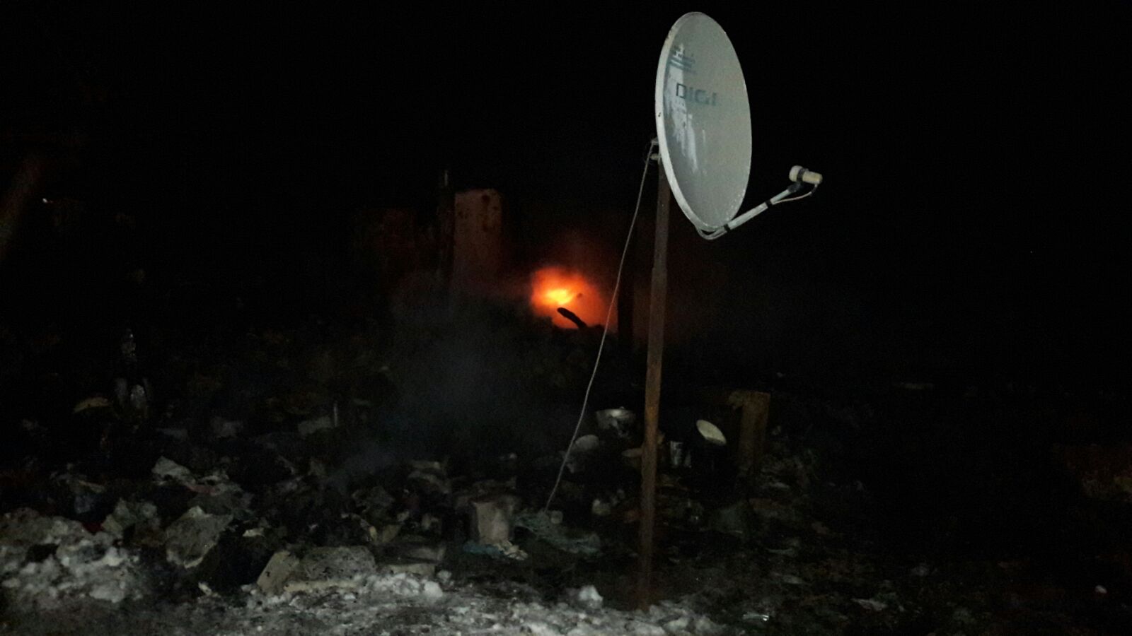 Un bătrân a murit carbonizat în propria casă