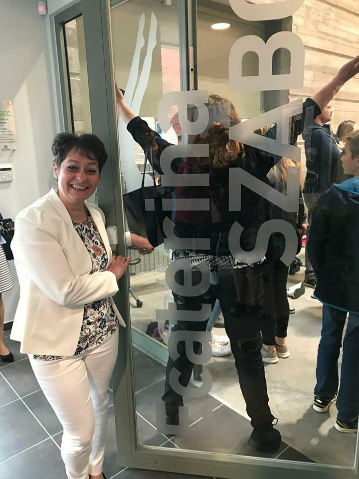 Cum arată azi Kati Szabo, una dintre cele mai mari gimnaste ale României. În vizită la Ambasada României în Franța | FOTO