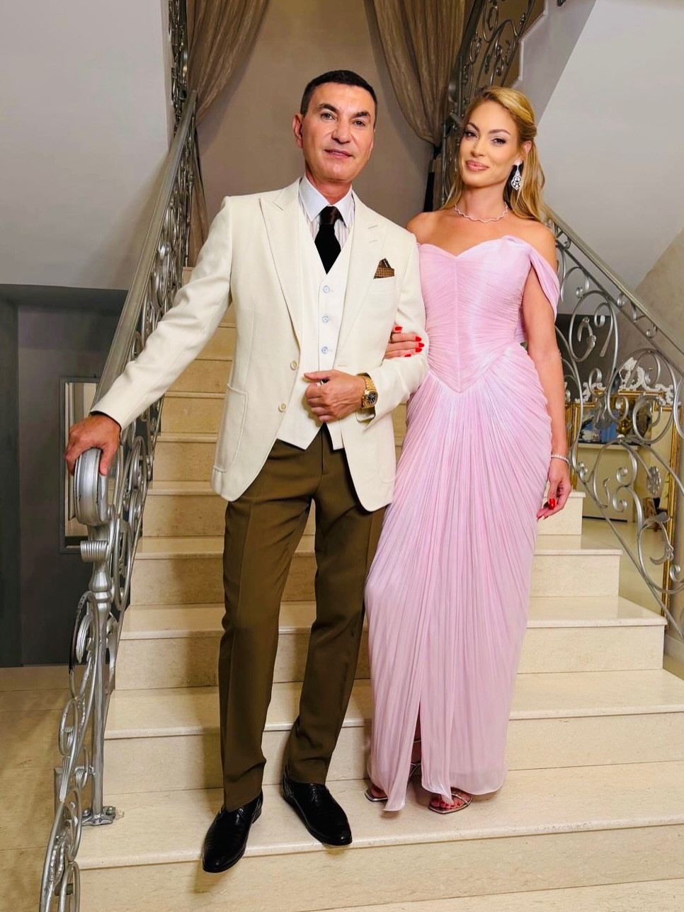 Valentina Pelinel a spus ce a pățit în relația cu Cristi Borcea: „Trebuie prinși”