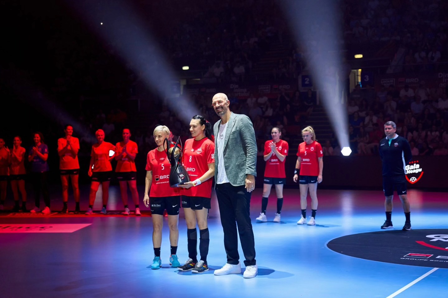 Virgil Stănescu caută viitori campioni ai României. „Ne adresăm celor care se duc la antrenamente când prietenii se duc la film” /VIDEO EXCLUSIV