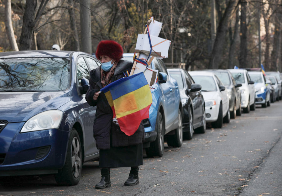 Parada de 1 decembrie: După un an de pauză, militarii au defilat din nou în fața oamenilor