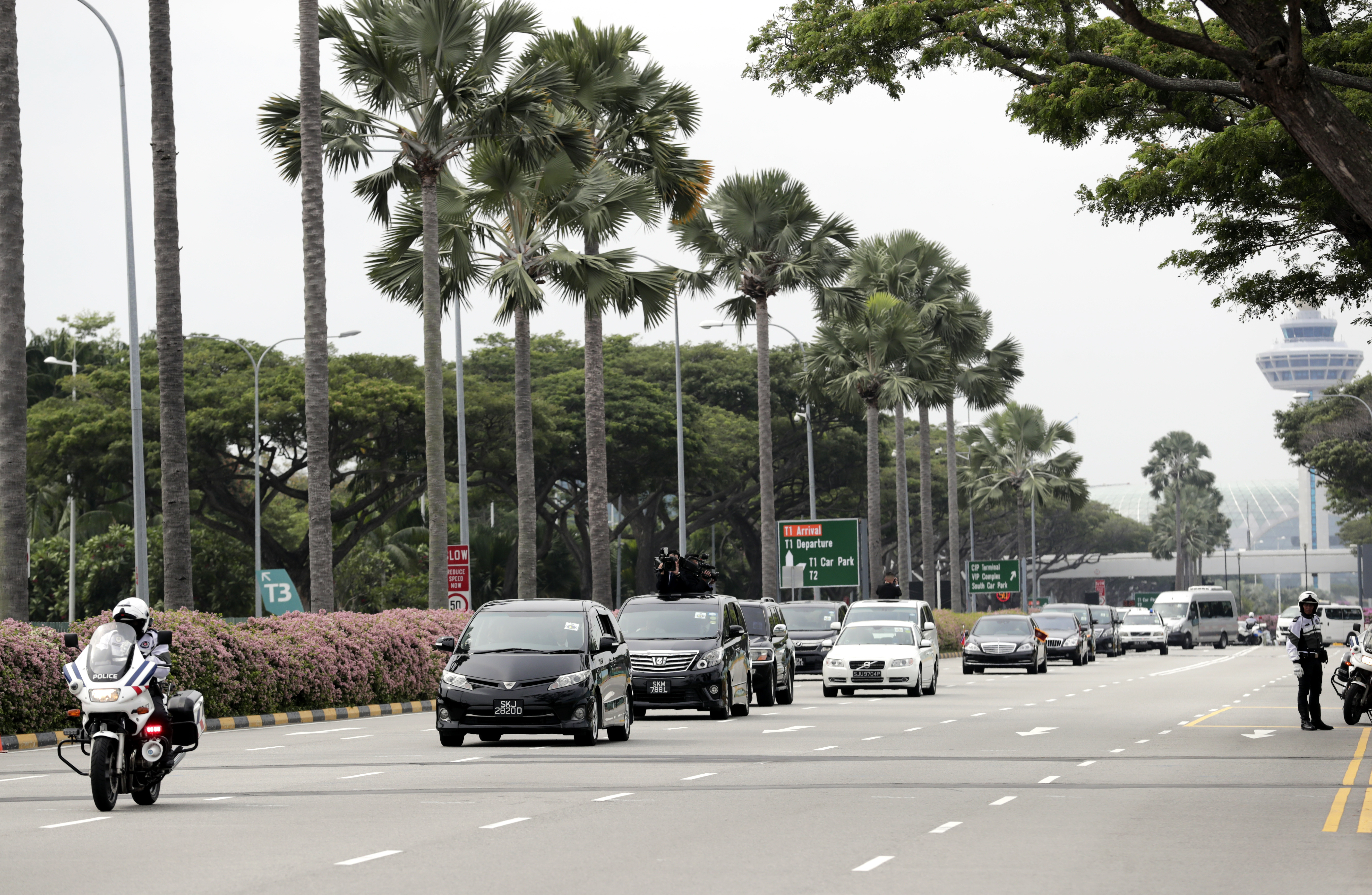 GALERIE FOTO | Kim Jong-un a sosit în Singapore pentru summitul cu Donald Trump