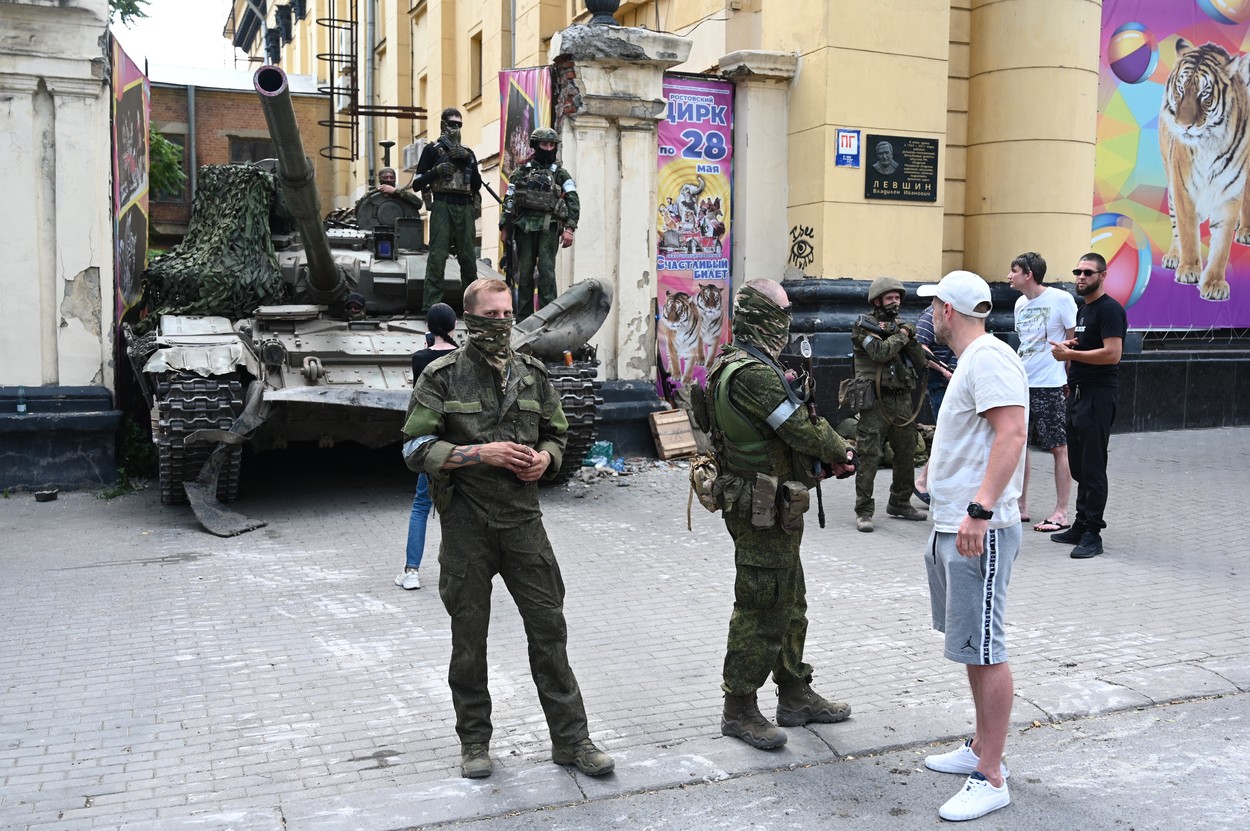 IMAGINI NEAȘTEPTATE. Rebeliunea lui Prigojin a provocat un șoc rușilor, care s-au trezit cu războiul la ușă. „M-am gândit cum trăiesc ucrainenii așa, de peste un an”