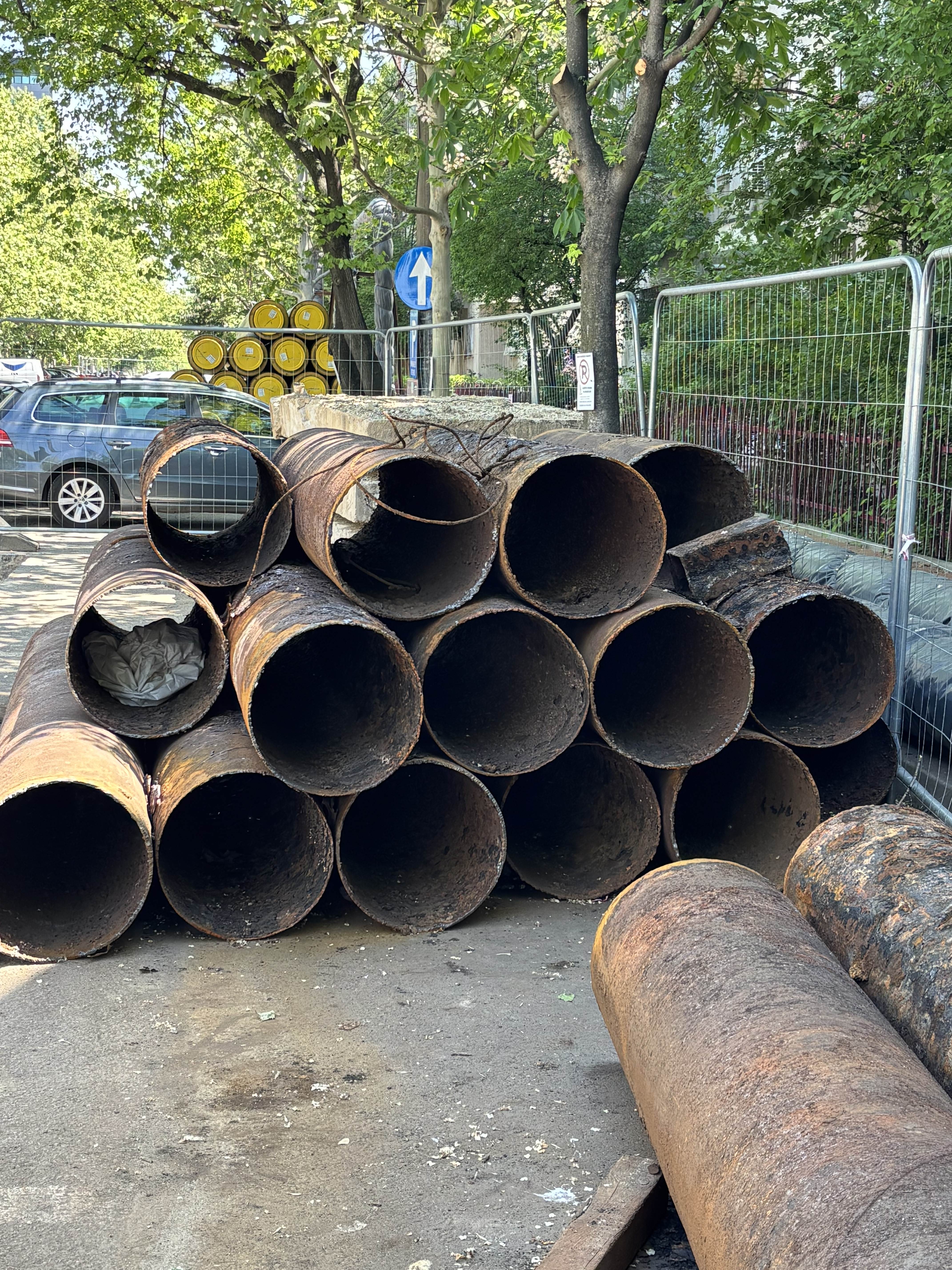 „Gaura mare e bună! Găurica, nu!”. Reportaj din groapa de la Termoficare 