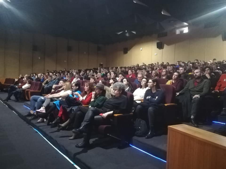 Un film despre presă trezește atenția unei generații care n-a ținut în mână un ziar, nu se uită la TV, „dar vrem să ne implicăm”