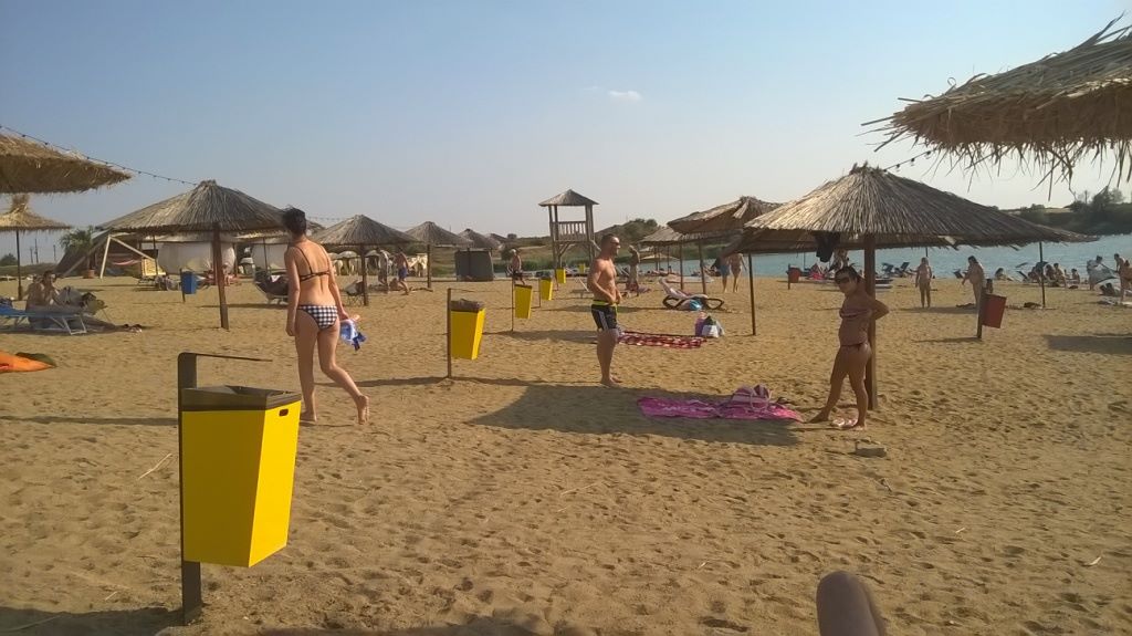 ”Marea arădenilor”, locul ideal pentru iubitorii de windsurfing / GALERIE FOTO