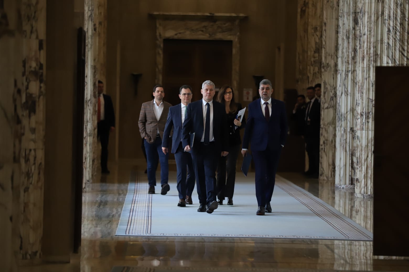 Marcel Ciolacu pleacă într-o serie de vizite neanunțate pe șantierele PNRR: „Vreau să văd cu ochii mei realitatea, bună sau rea”