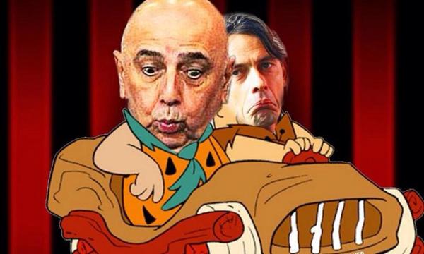 AC Milan și-a vândut autocarul! Fanii îi ironizează: să meargă cu mașina familiei Flinstone!