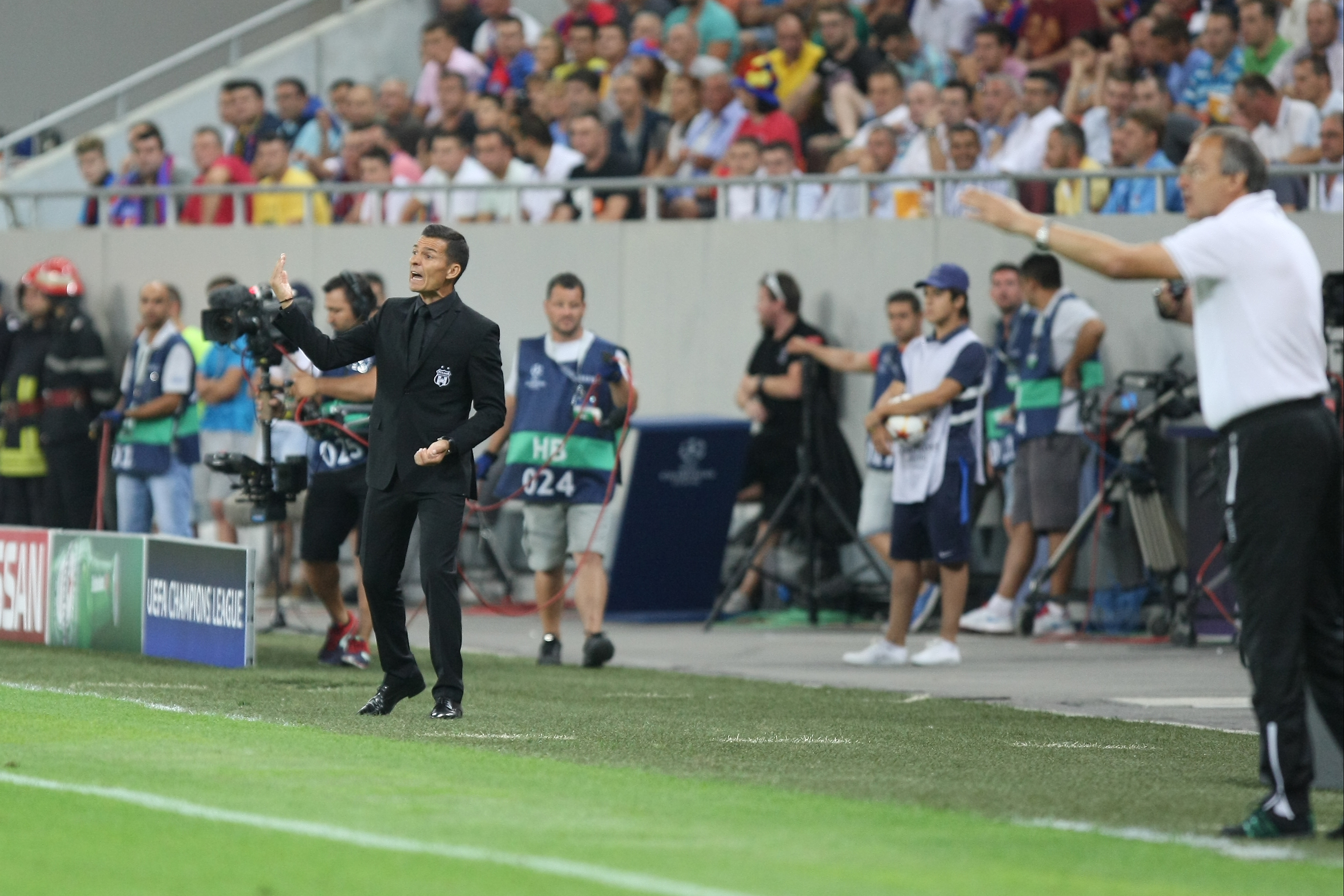 FOTO&VIDEO / Steaua - Ludogoreţ 1-0. Chipciu a adus victoria în minutul 88