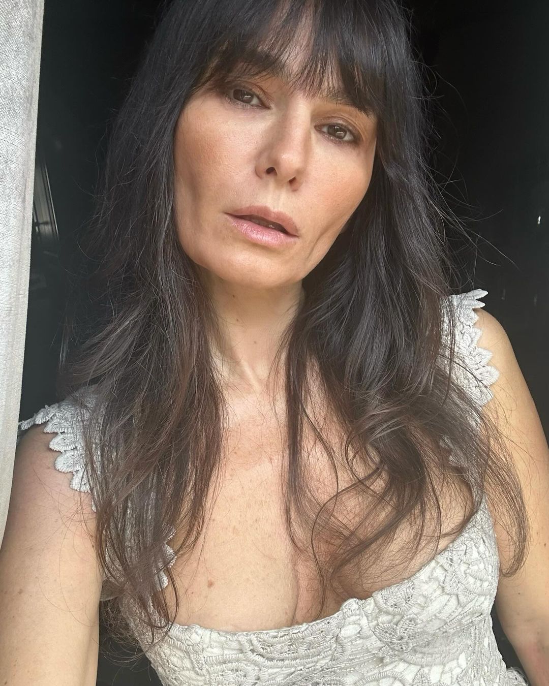 „Asta trebuie dat altora”. Citatul care a apărut pe pagina de Instagram a Danei Budeanu după primul tur al alegerilor prezidențiale din România