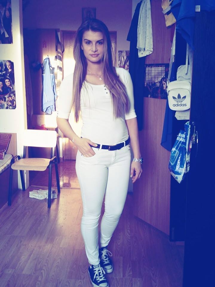Cum s-a schimbat viața frumoasei handbaliste Florenţa Ilie / GALERIE FOTO