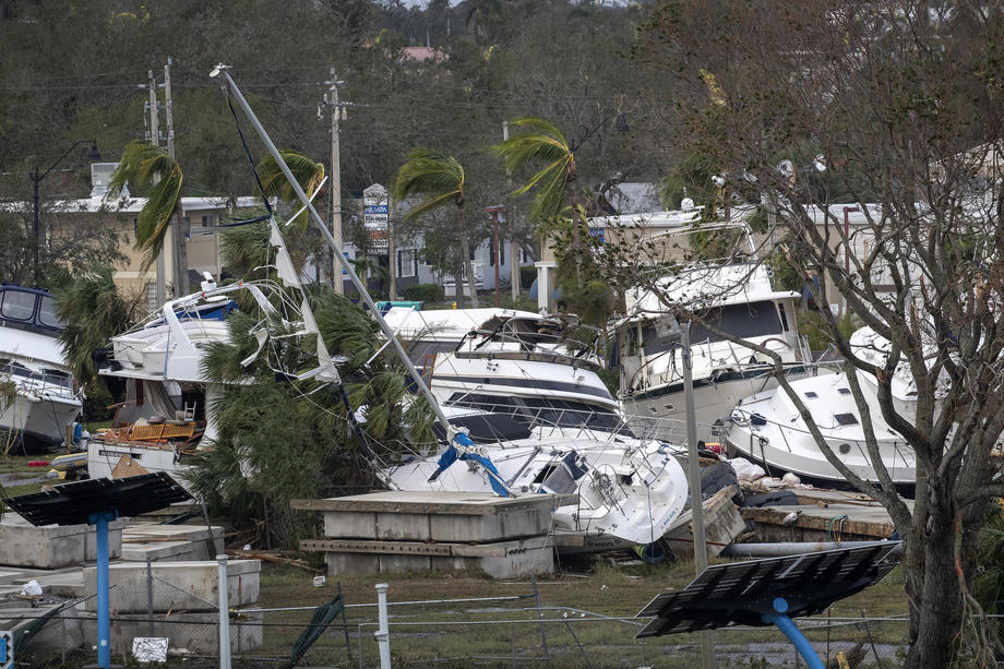 Efectele trecerii uraganului Ian prin Florida: Pagube de 40 de miliarde de dolari, peste 2,5 milioane de consumatori fără electricitate