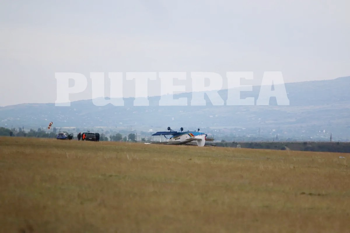 Un avion AN 2 cu doi pasageri s-a răsturnat la aterizare în Buzău. Aeroclubul României: Era fabricat în 1986