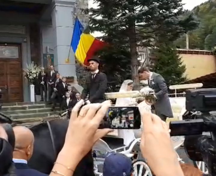 Ce a spus preotul care a oficiat slujba de cununie a principelul Nicolae. A făcut referire la mama sa, care nu a venit la nuntă | FOTO