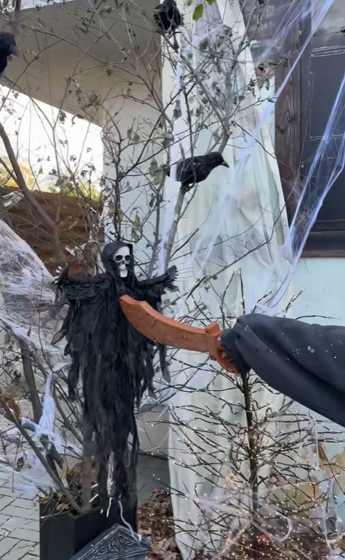 Cum și-a decorat Antonia casa de Halloween. Doar în filmele horror mai vezi așa ceva