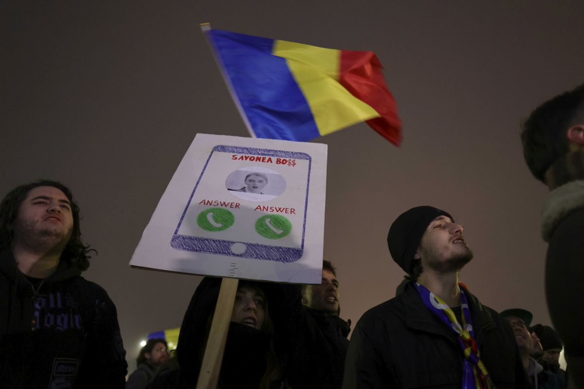 Documentarul Recorder - Justiție capturată. Tot ce s-a întâmplat la conferința de presă CAB. Protest în București și la Cluj-Napoca