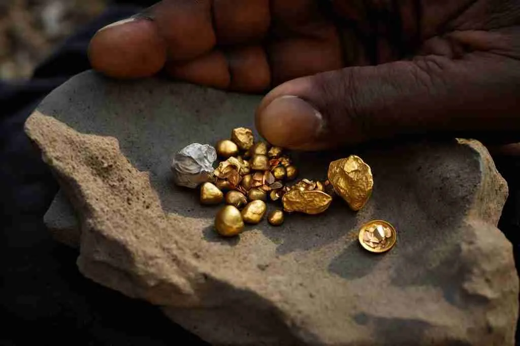 China and the US pressure Ghana to pause new gold royalty hike