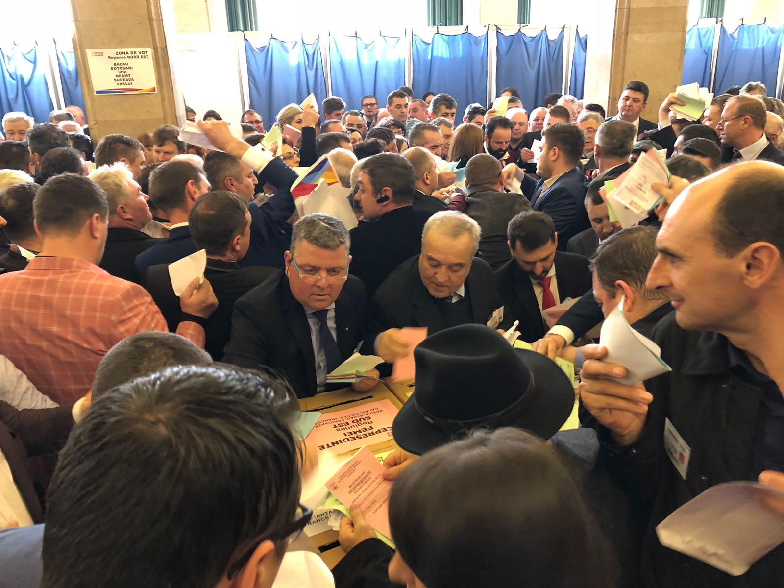UPDATE. Congresul Extraordinar al PSD a votat noua conducere a partidului; Viorica Dăncilă, numărul doi în PSD